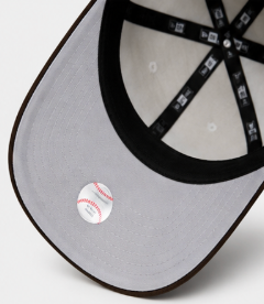 New York Yankees Subway Series Script White & Brown
